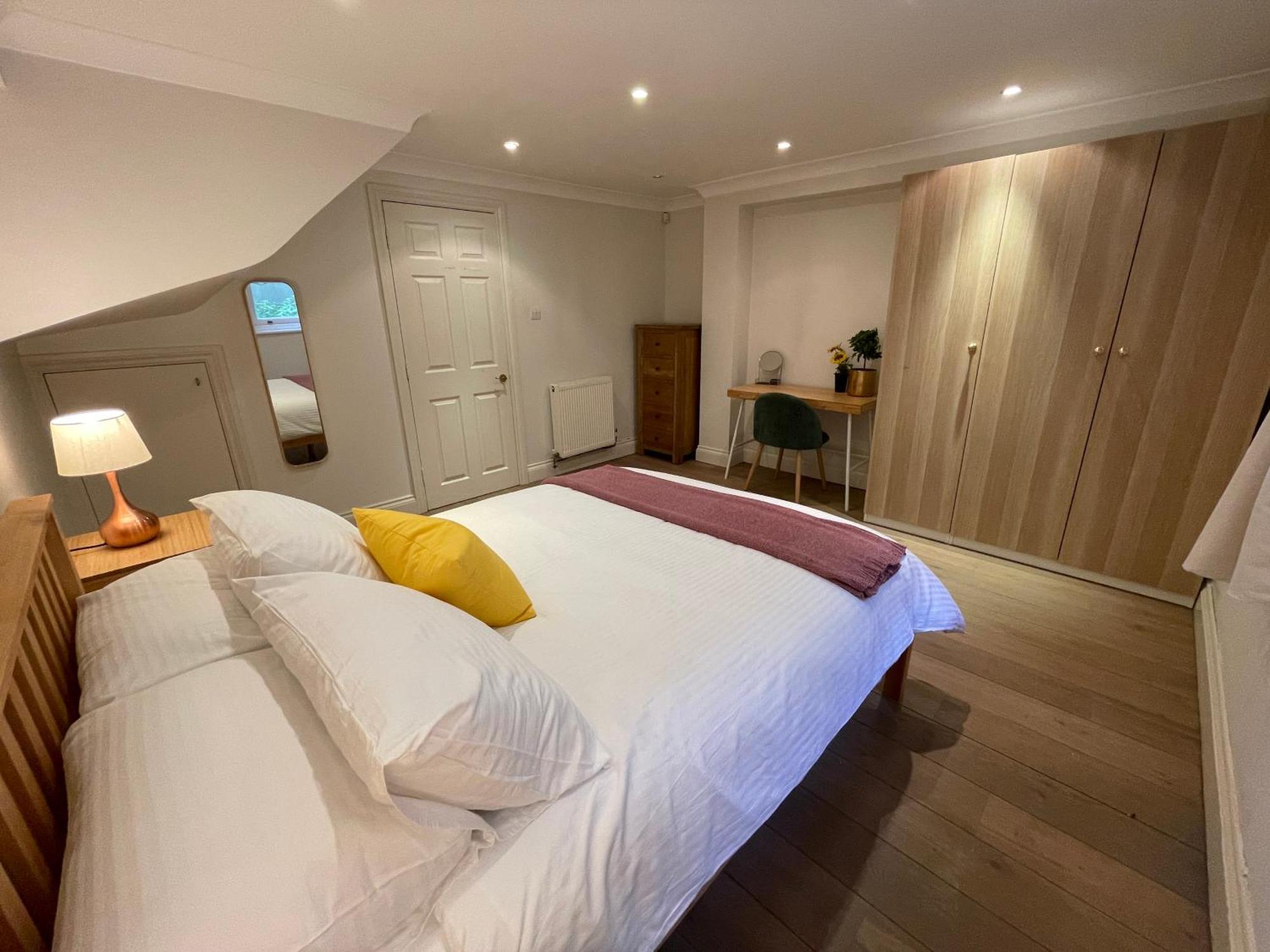 5 Bed House - Fancy - Sleep Up To 12 - Central ロンドン エクステリア 写真