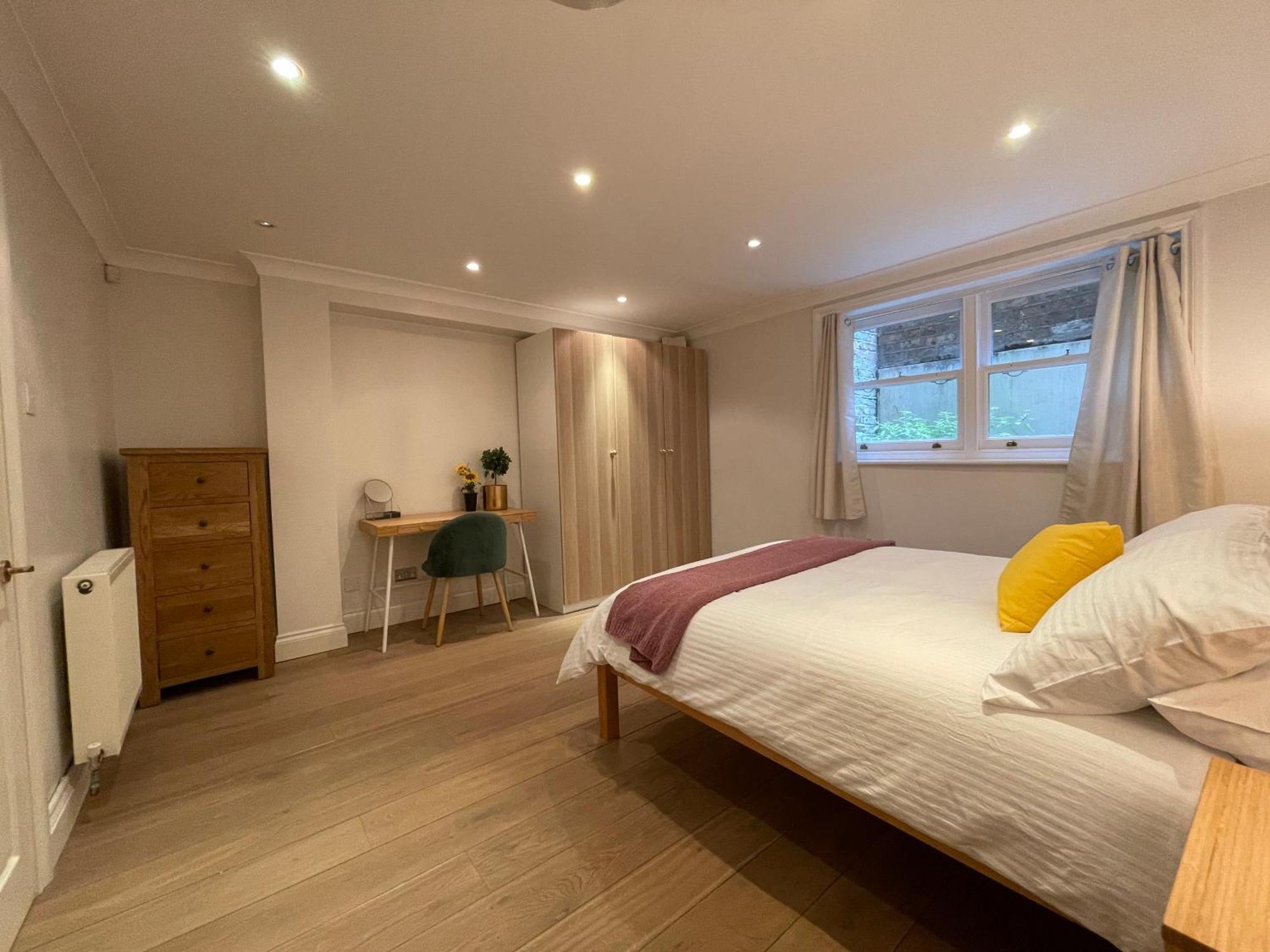 5 Bed House - Fancy - Sleep Up To 12 - Central ロンドン エクステリア 写真